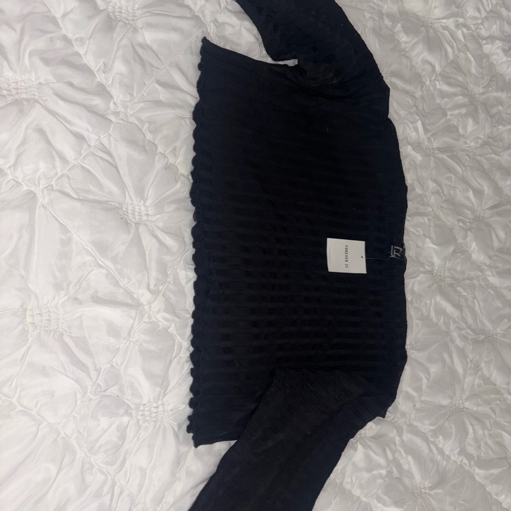 Forever 21 Black Textured Crew Neck Sweater